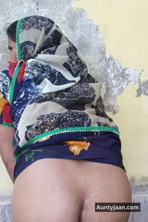 bihari aunty ki nangi photos