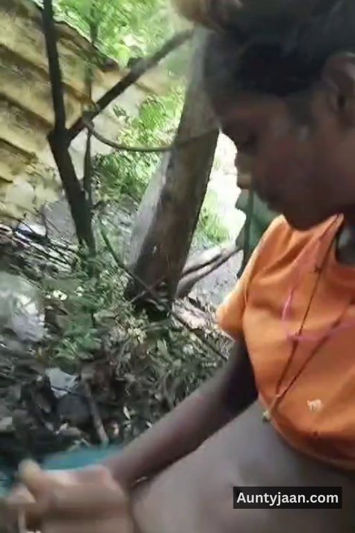 randi aunty outdoor chudai