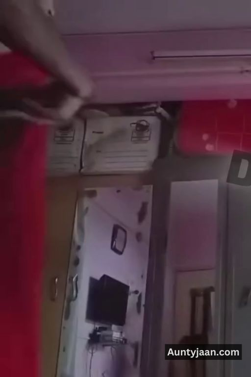 aunty maxi nude photos