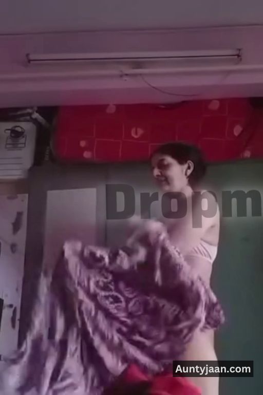 aunty maxi nude photos