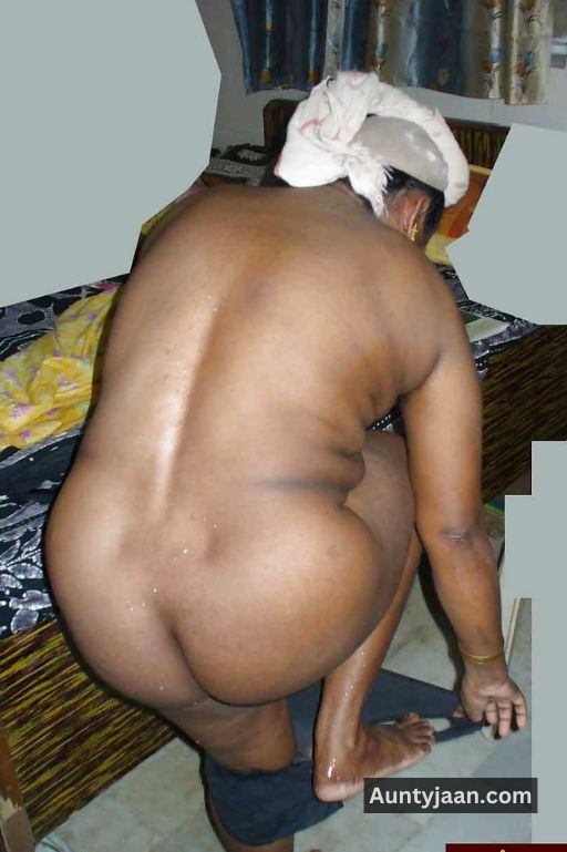 aunty ki moti gand wali ki photos