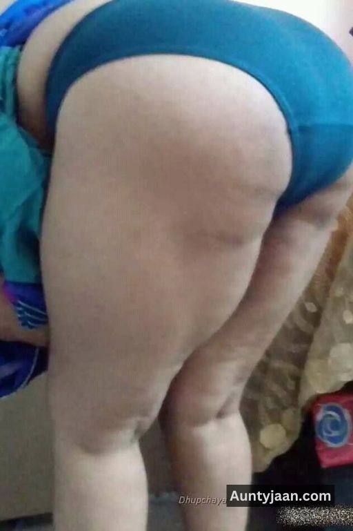 aunty ki moti gand wali ki photos