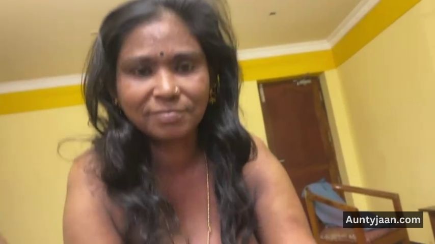 randi tamil aunty blowjob photos