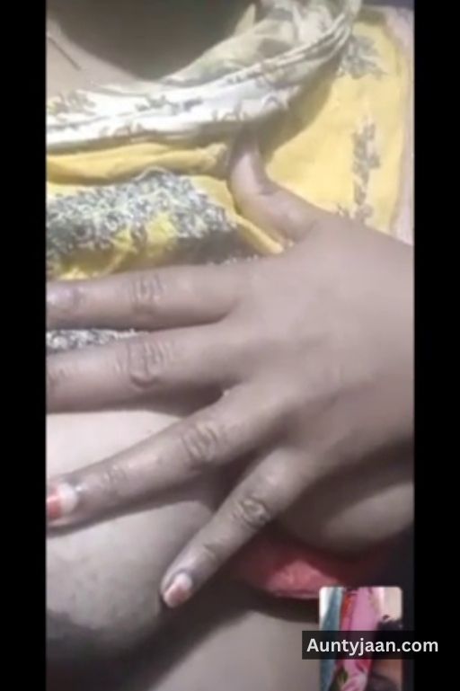 yellow suit salwar wali village aunty big boobs nudes