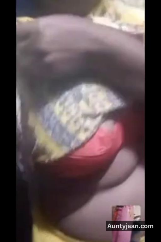 yellow suit salwar wali village aunty big boobs nudes