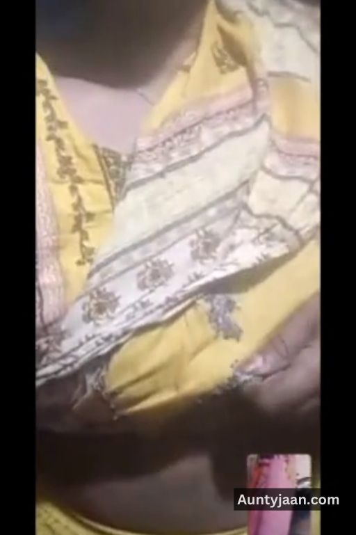 yellow suit salwar wali village aunty big boobs nudes