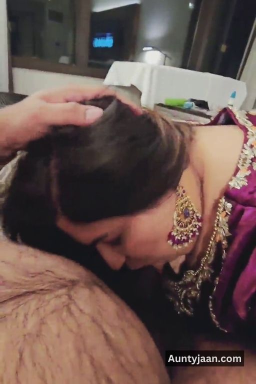 pakistani wife blowjob photos