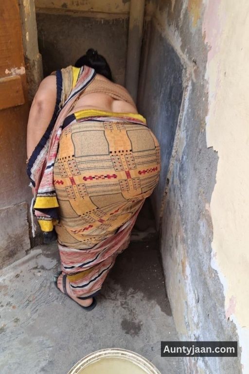 aunty tanker boobs pics or aunty big boobs photos