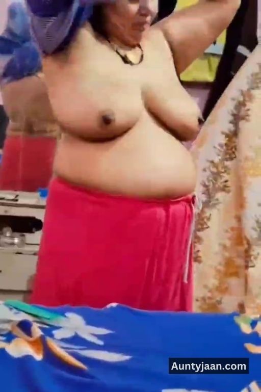 aunty tanker boobs pics or aunty big boobs photos