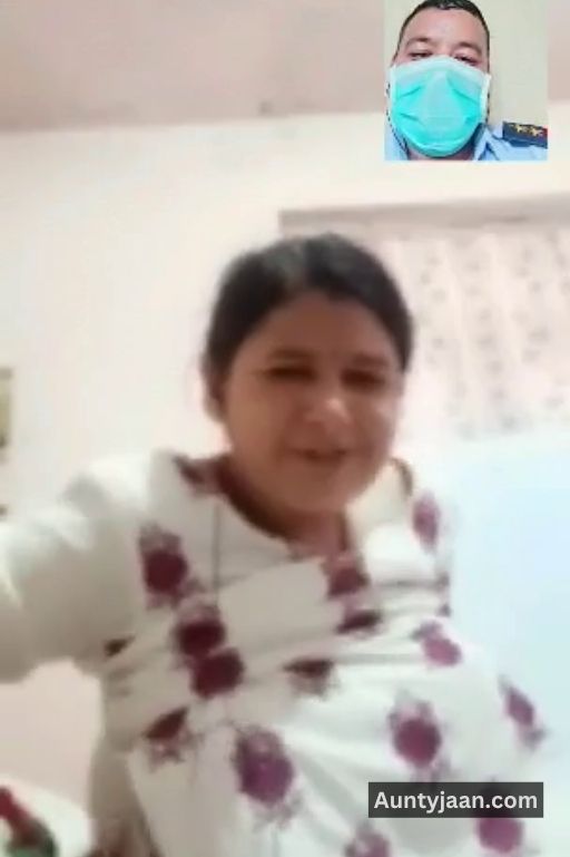 nepali aunty live nude photos ka collection