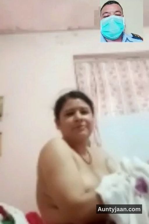 nepali aunty live nude photos ka collection