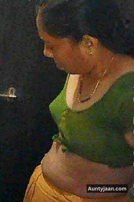 tamil aunty bathroom nude pics