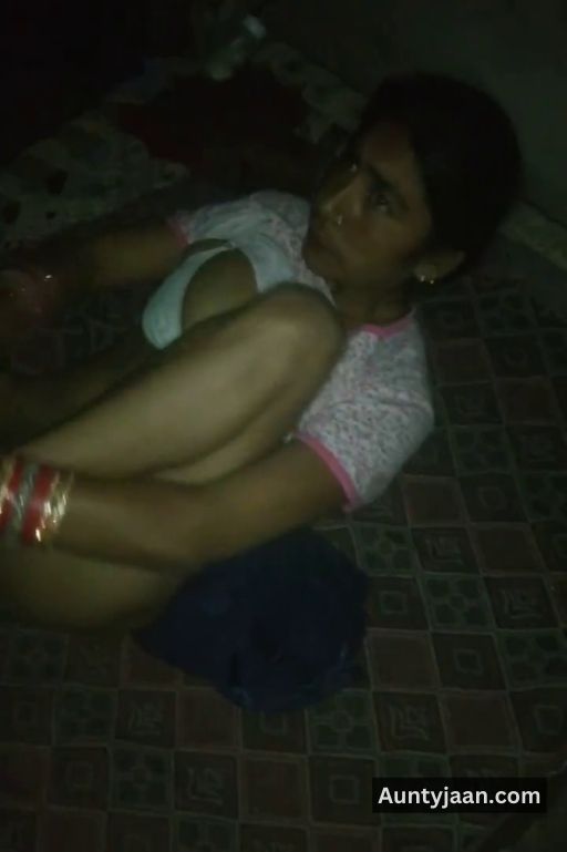 pados wali aunty ko pela