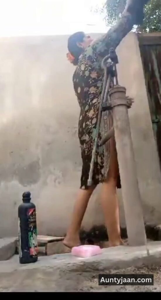 muslim aunty outdoor bath bathing