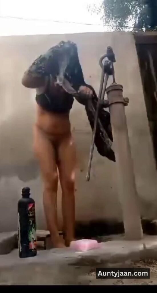 muslim aunty outdoor bath bathing