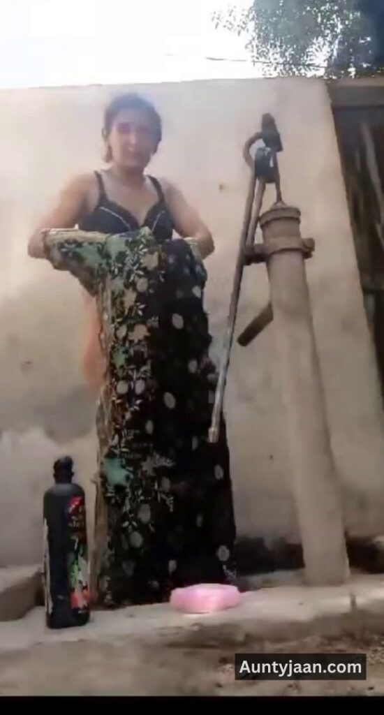 muslim aunty outdoor bath bathing