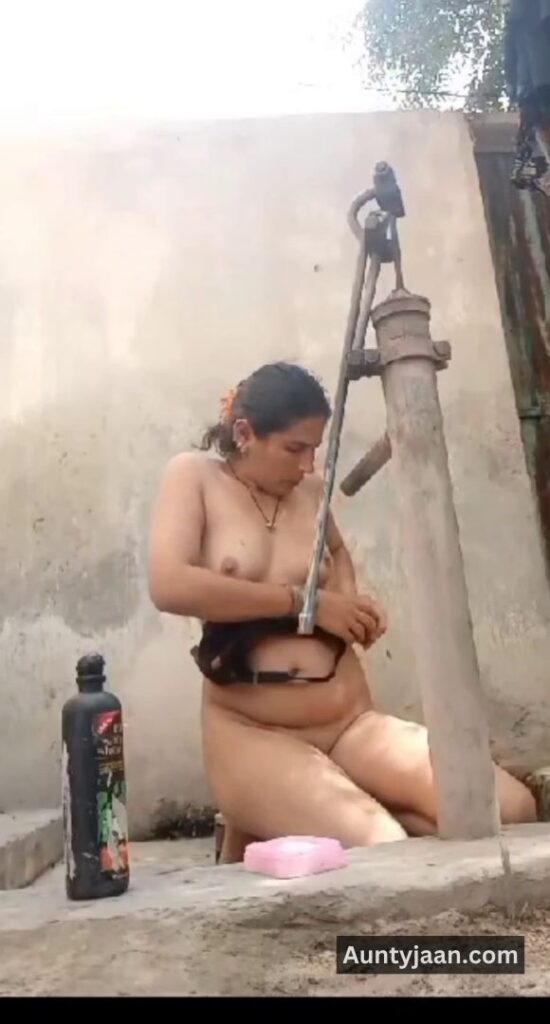 muslim aunty outdoor bath bathing