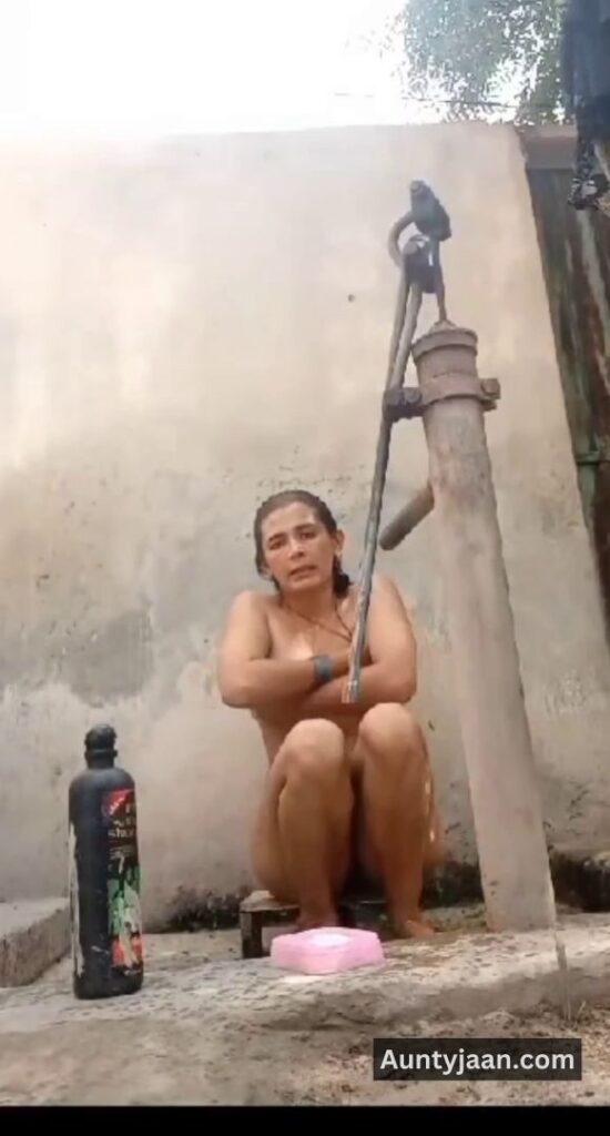 muslim aunty outdoor bath bathing