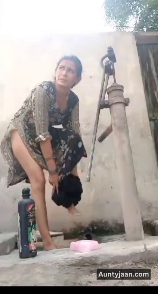 muslim aunty outdoor bath bathing