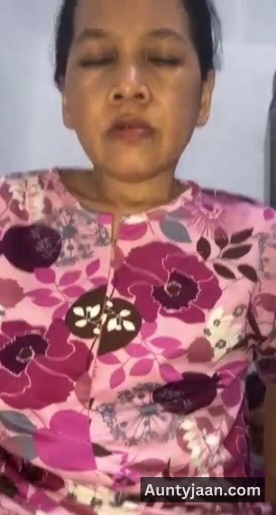 assam aunty fuck pussy