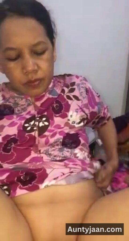 assam aunty fuck pussy