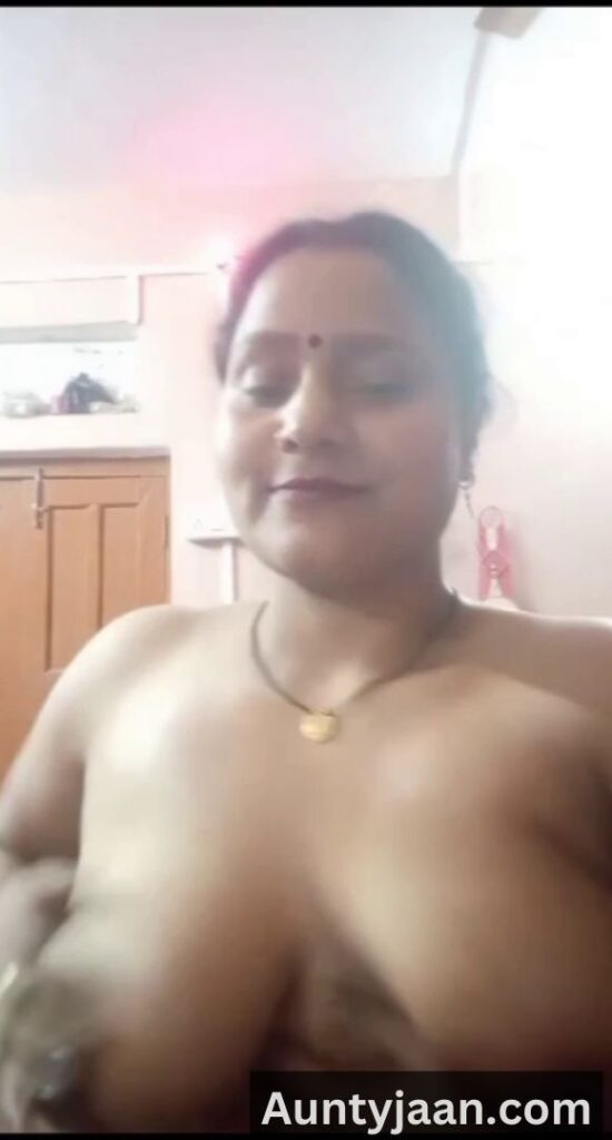 aunty massage sex