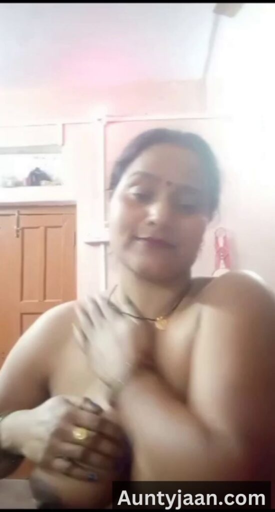 aunty massage sex