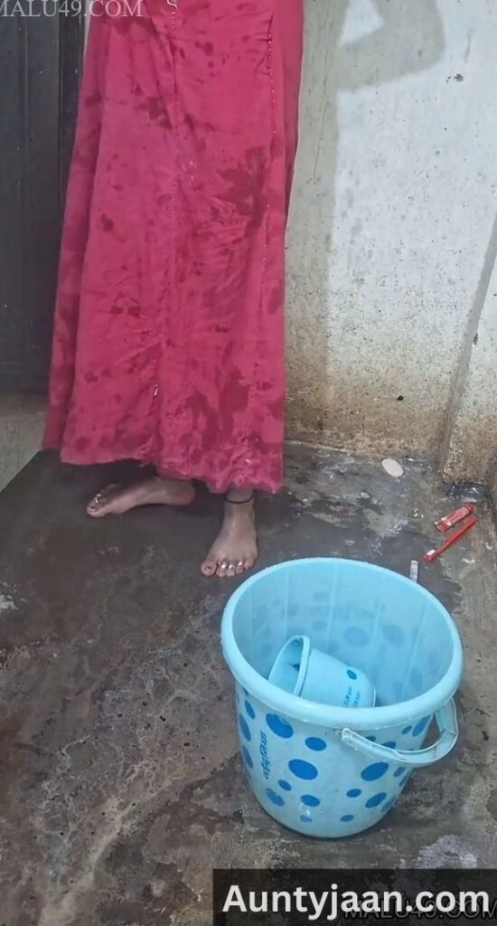 tamil aunty bathroom video