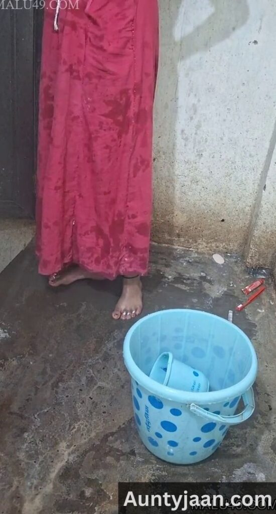tamil aunty bathroom video