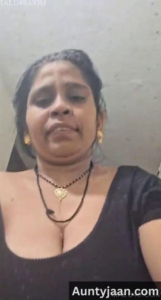 tamil aunty bathroom video
