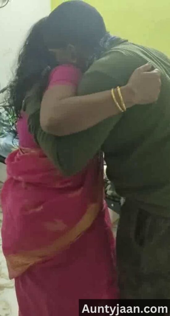 aunty ko maalik ne choda