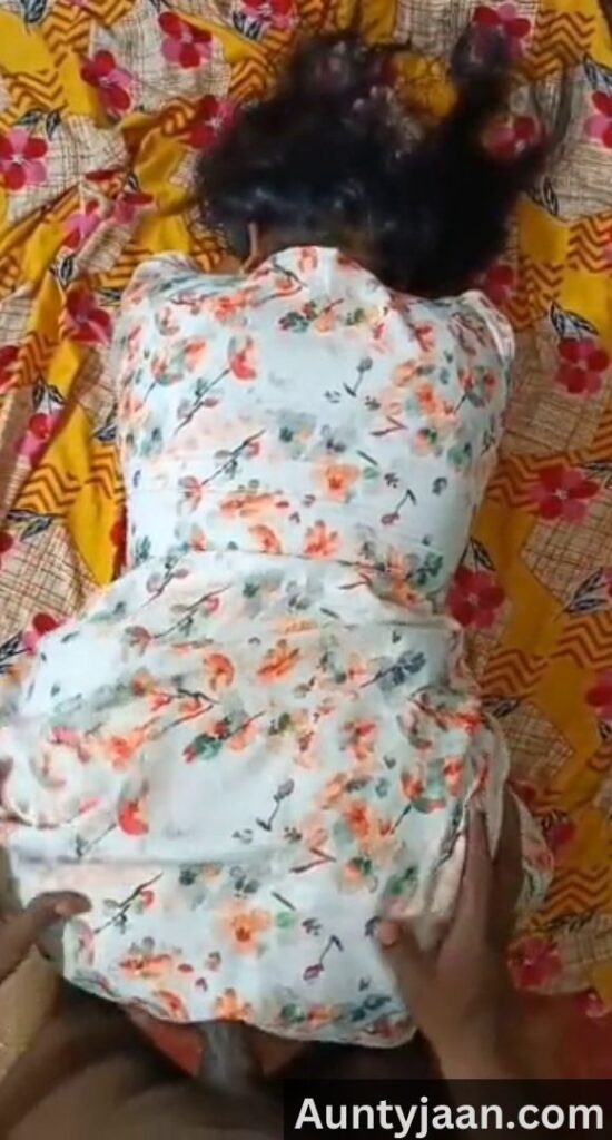 mallu aunty doggystyle chudai