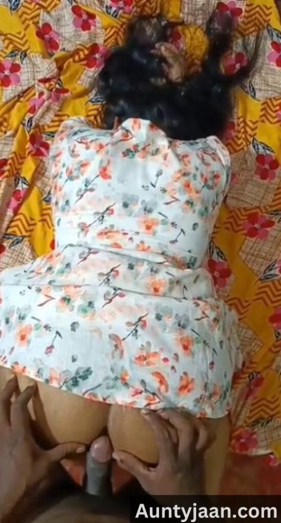 mallu aunty doggystyle chudai