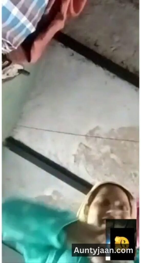 pakistani aunty nude