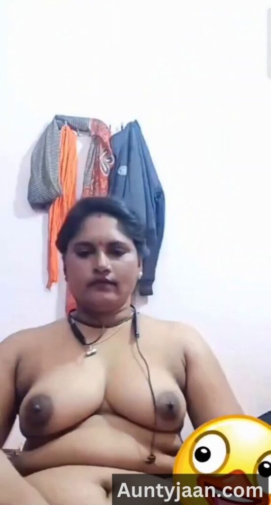 aunty live nude video call