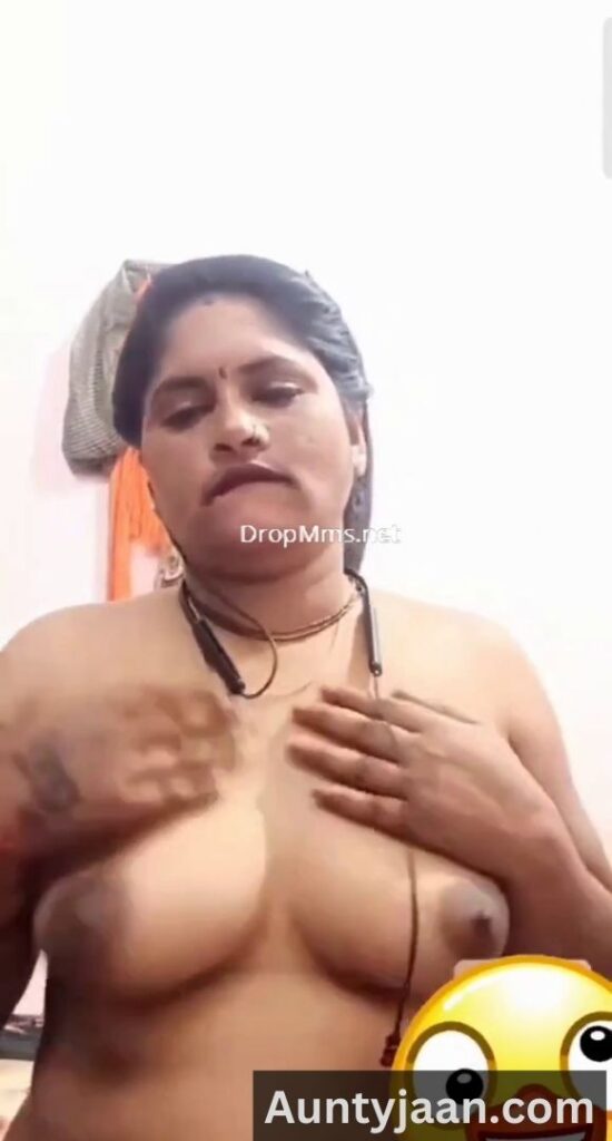 aunty live nude video call
