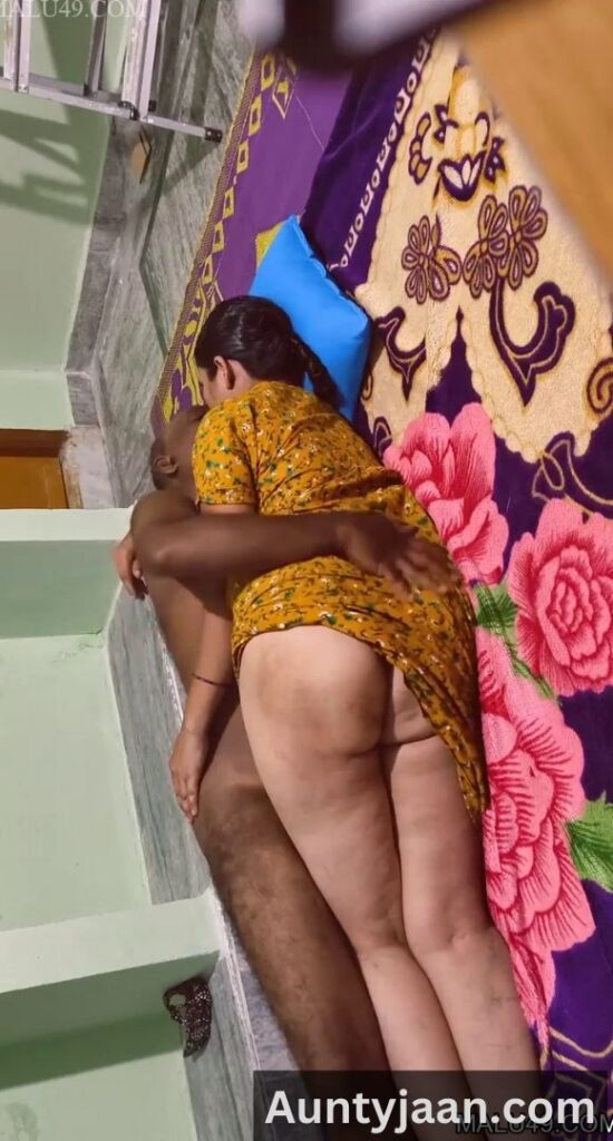 tamil aunty nighty sex