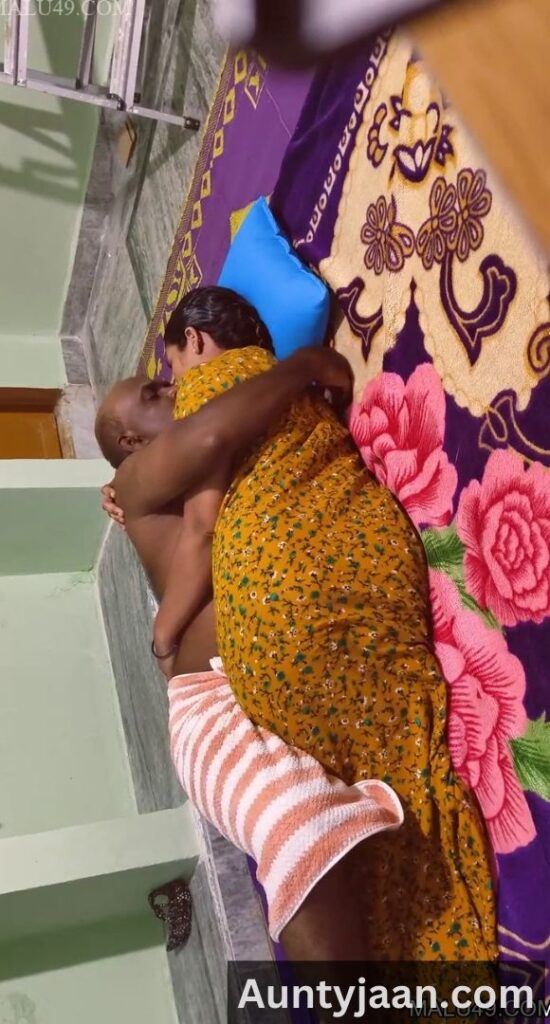 tamil aunty nighty sex