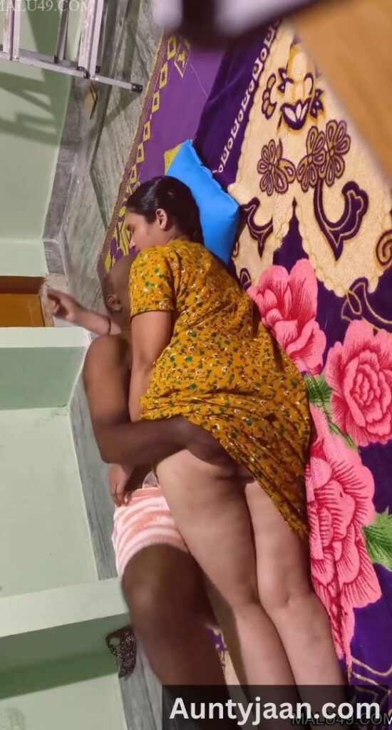 tamil aunty nighty sex