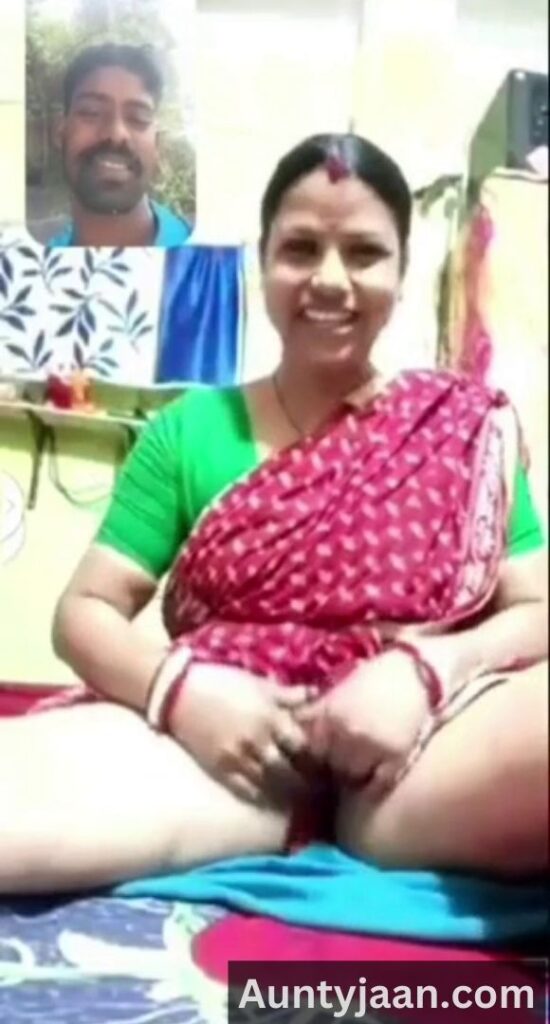 aunty live pussy show