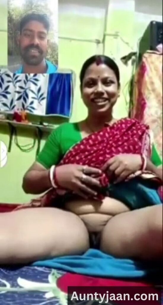 aunty live pussy show