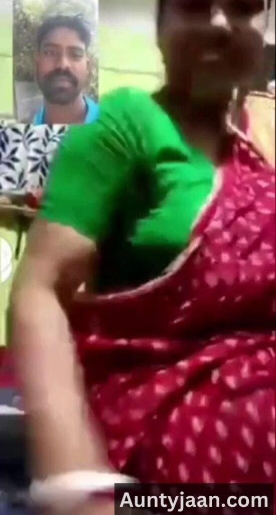 aunty live pussy show