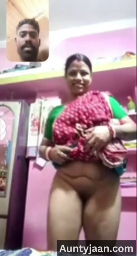 aunty live pussy show