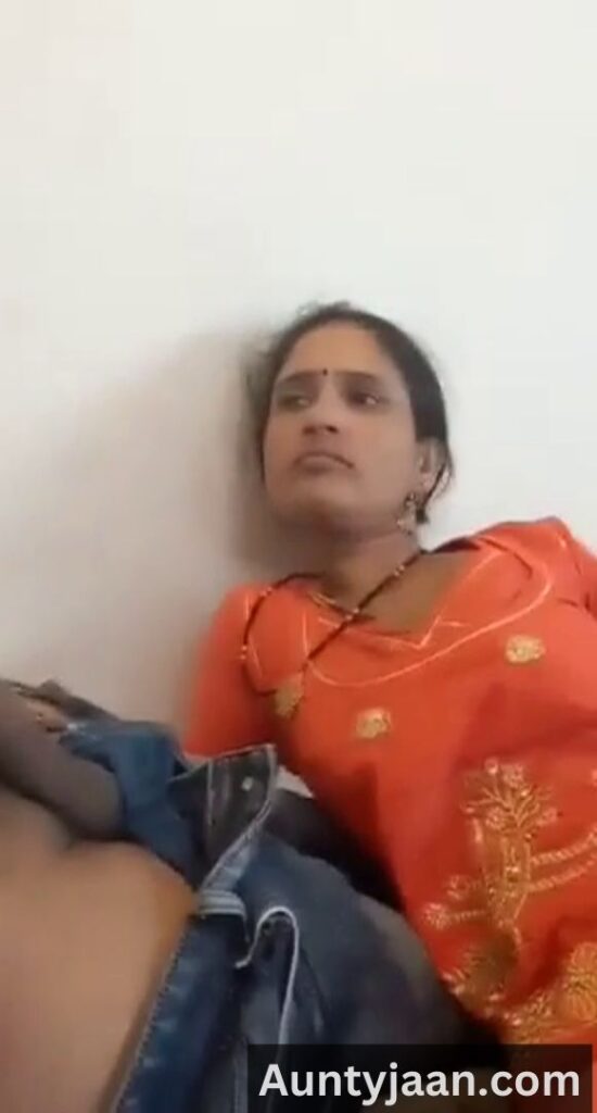 desi aunty blowjob pictures