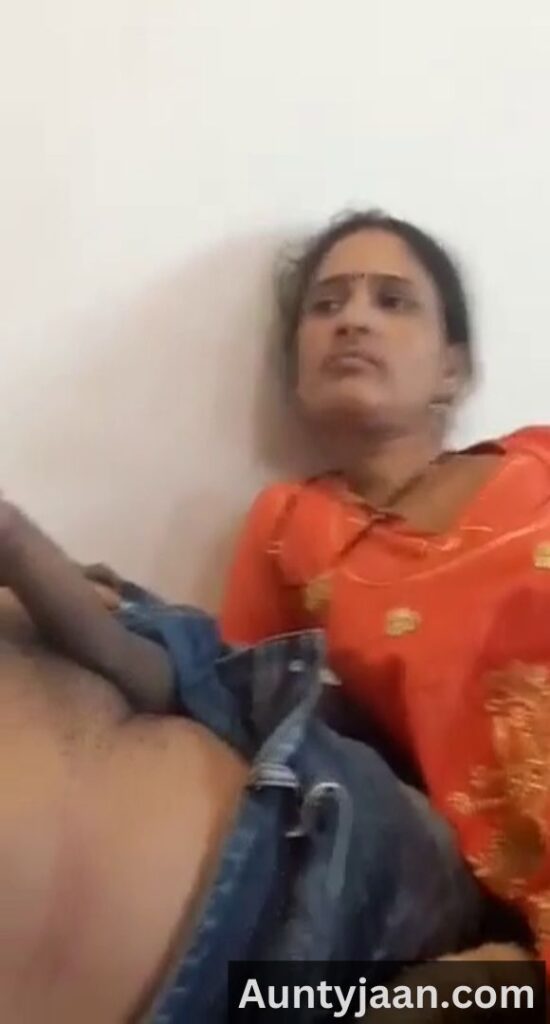 desi aunty blowjob pictures