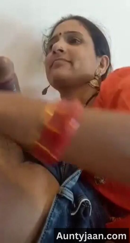desi aunty blowjob pictures