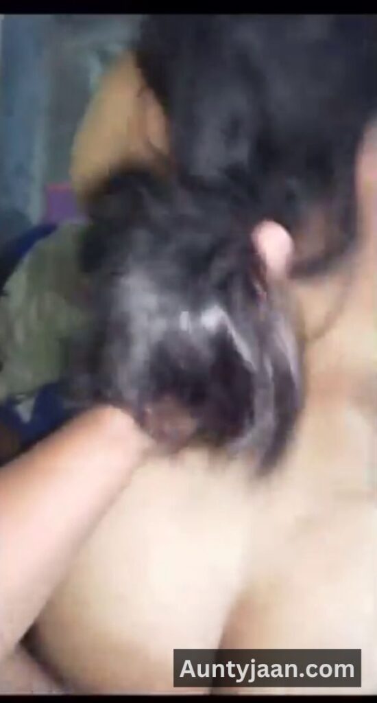 aunty ko kutiya banakar choda