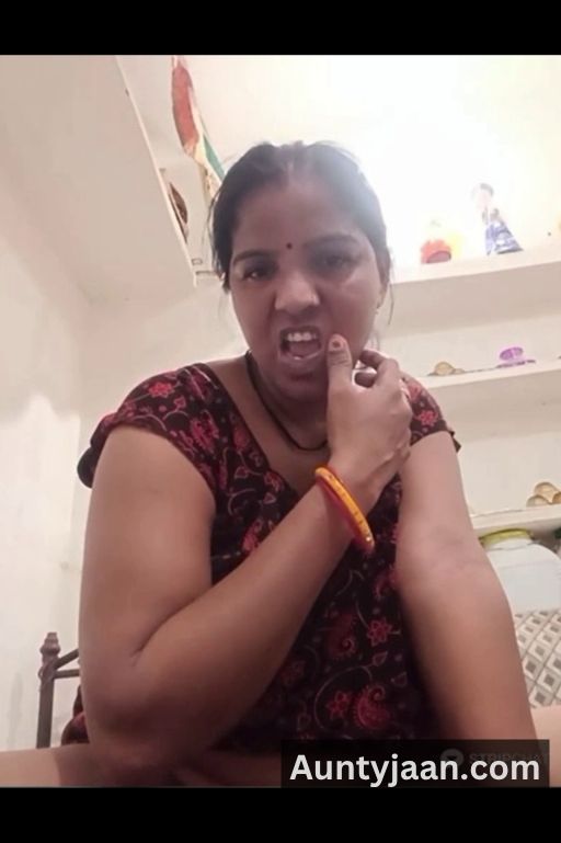 akanksha soni live boobs show