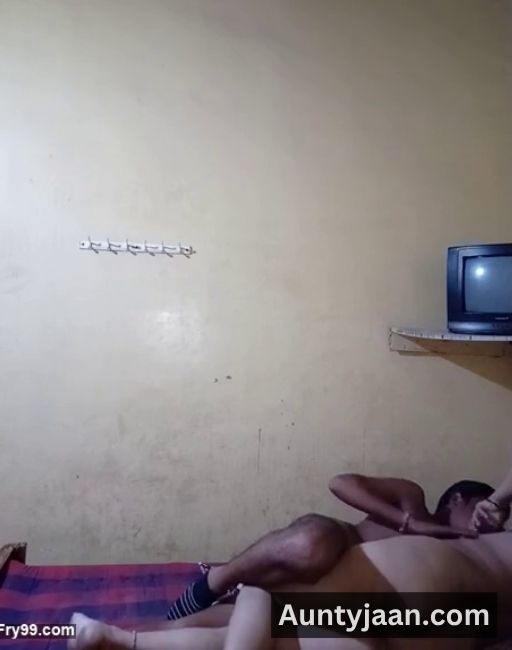 desi mature aunty sex