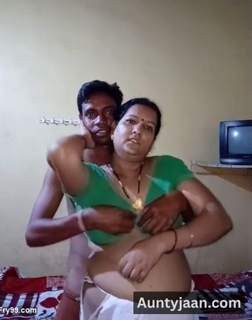 desi mature aunty sex